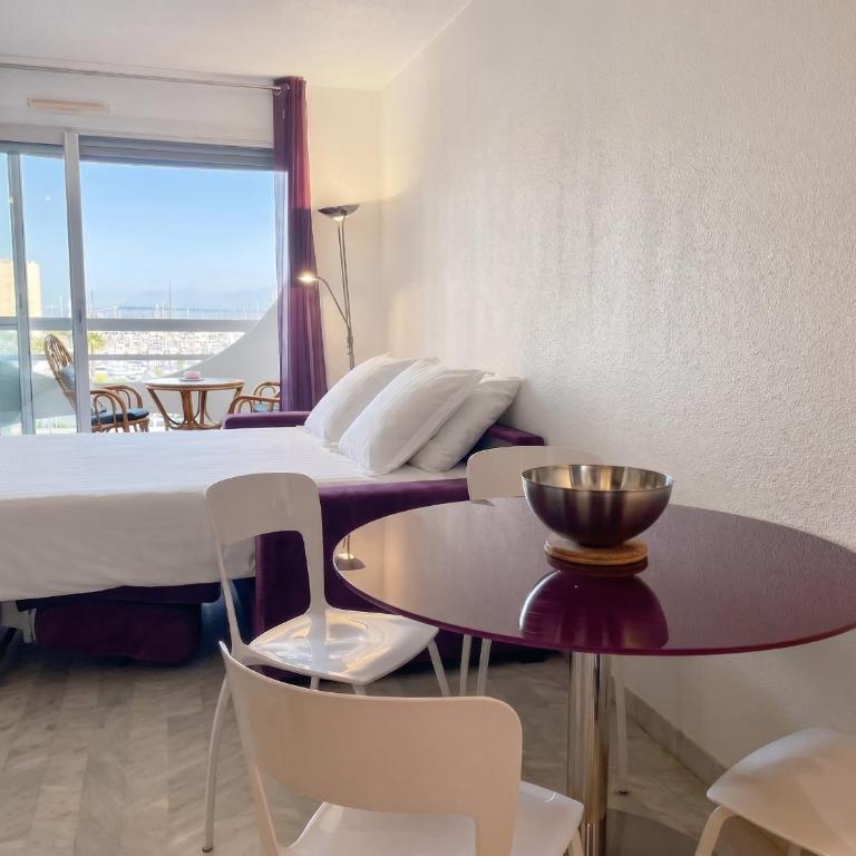 Harbor view - Air conditioning - Parking - Résidence Fidjis - Studio - Vue sur Mer - 5