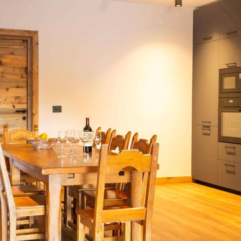 Les Appartements du Mérilys - Appartement 3 Chambres avec Vue sur la Montagne - 14
