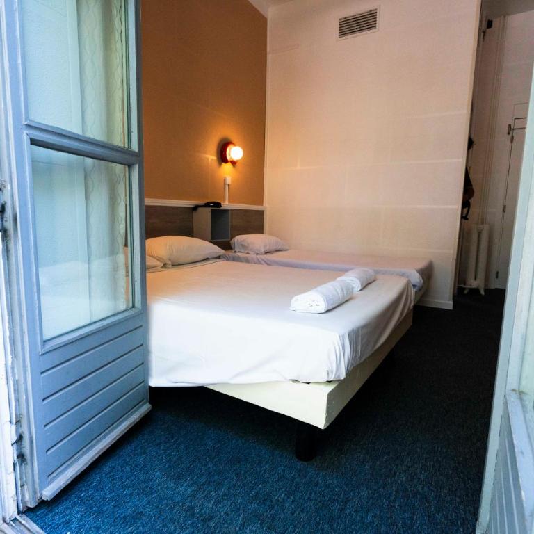 Hôtel Cesar Nîmes Centre Historique & Gare - Chambre Triple Familiale - 9