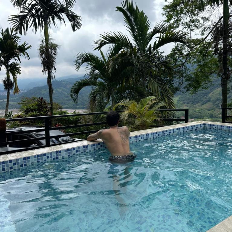 Cabaña Amanecer con Jacuzzi Vista a las Montañas. - Casa de campo - 4