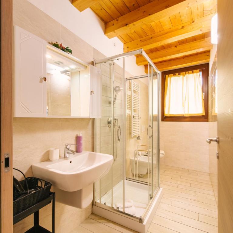 Dimore Verona - Residenza San Zeno Apartments - Appartamento con 2 Camere da Letto - Via Scarsellini n. 25 - 12