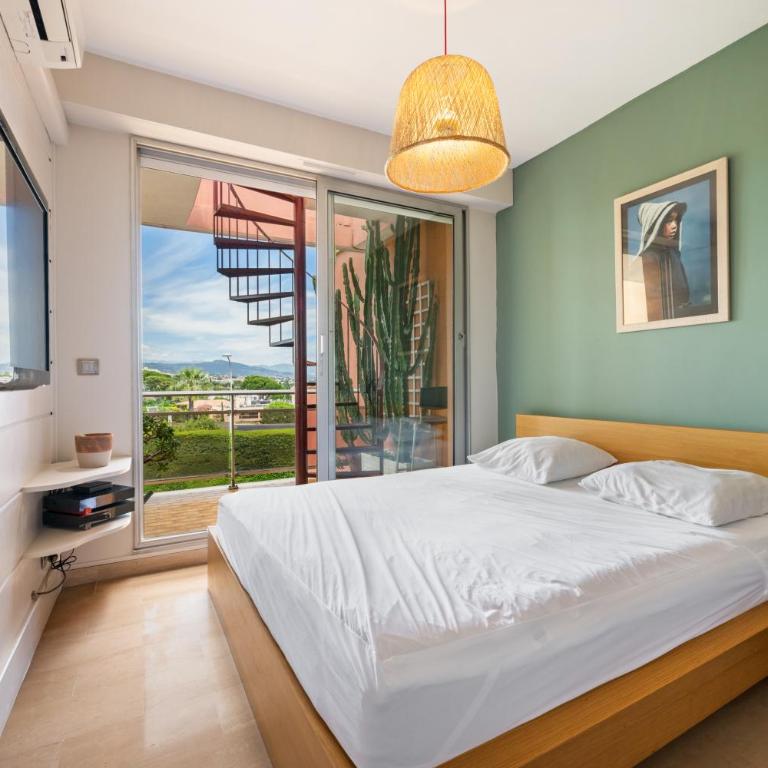 Rooftop Terrace – Sea View, Pool, Parking & A/C - Apartment mit Terrasse - 11