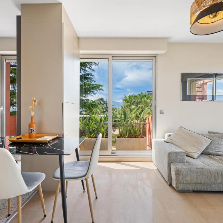 Rooftop Terrace – Sea View, Pool, Parking & A/C - Apartment mit Terrasse - 19