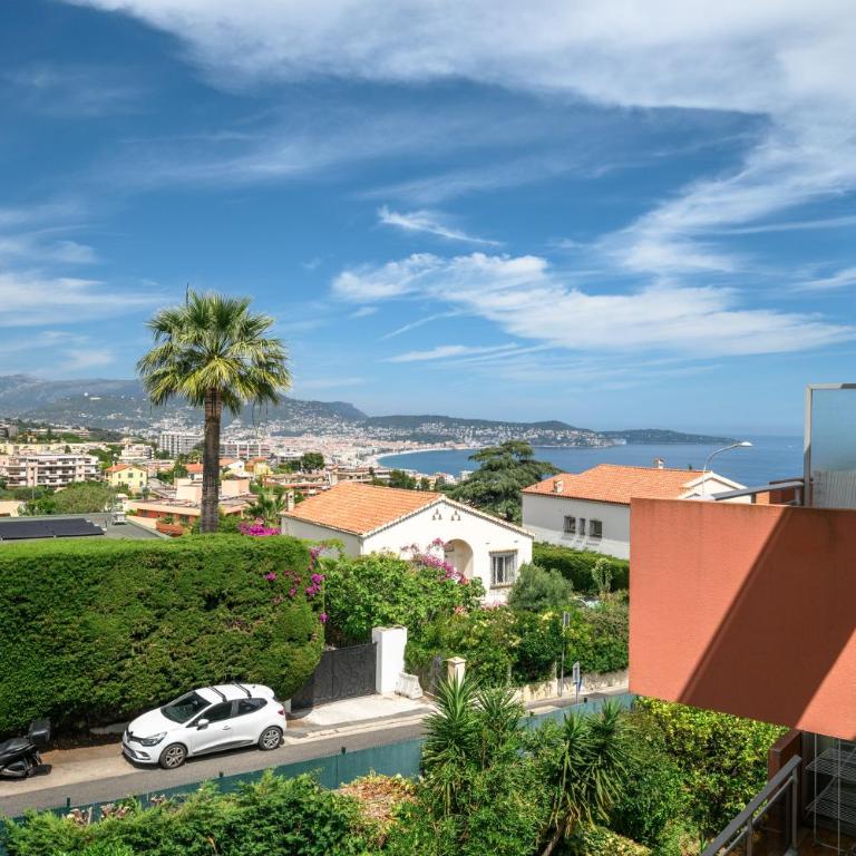 Rooftop Terrace – Sea View, Pool, Parking & A/C - Apartment mit Terrasse - 23