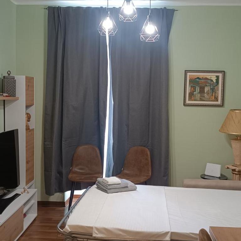 Arty's Apartment - One-Bedroom Apartment - 33