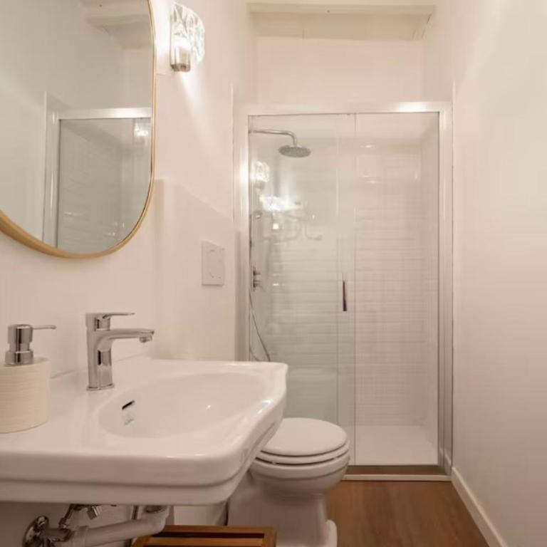 Fully Renovated Cosy Oltrarno Apartment with patio - Appartamento con 1 Camera da Letto - 14