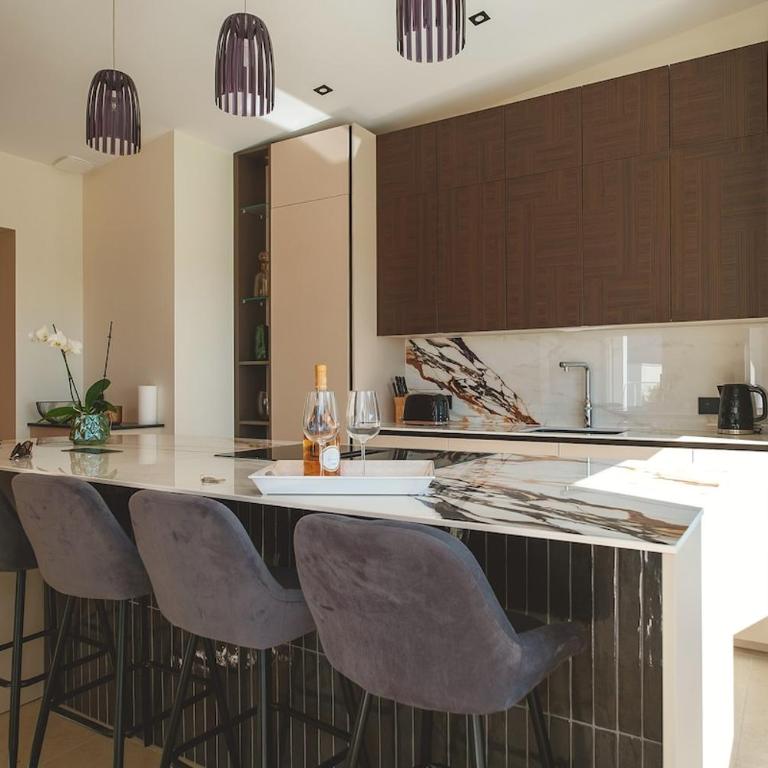 Villa les Pins - Royan, 350 metres de la plage - Villa avec Piscine Privée - 4