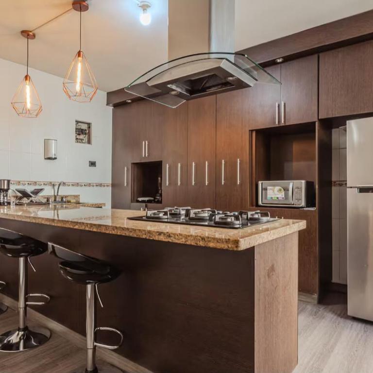 Espectacular duplex con jacuzzi 5 habitaciones, 5 baños Provenza, Medellin - Apartment - 13