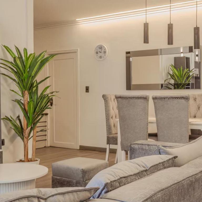 Espectacular duplex con jacuzzi 5 habitaciones, 5 baños Provenza, Medellin - Apartment - 17