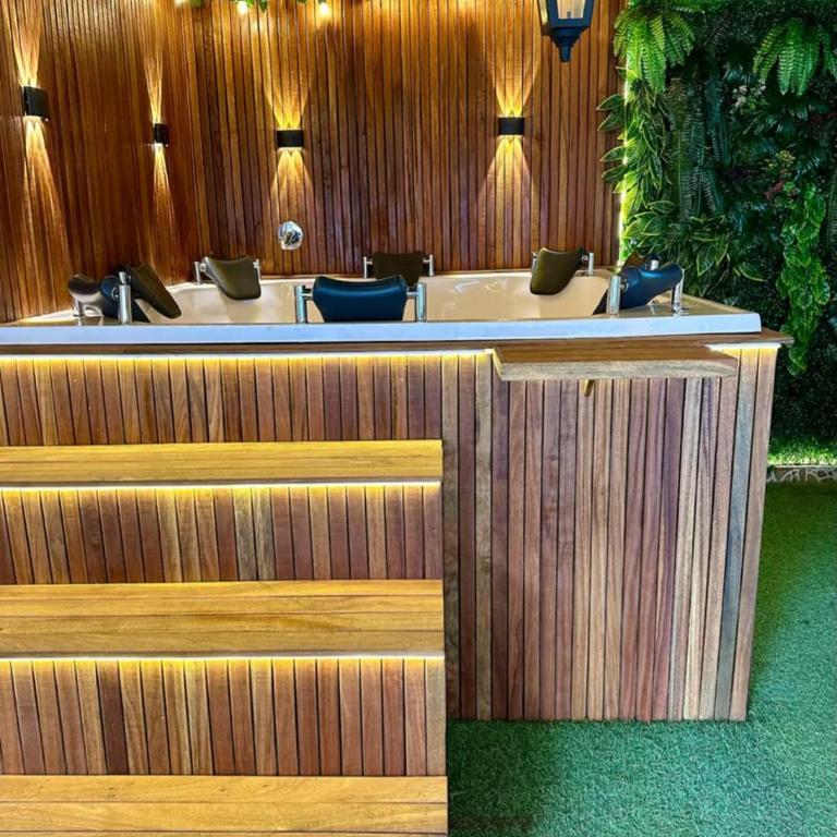 Espectacular duplex con jacuzzi 5 habitaciones, 5 baños Provenza, Medellin - Apartment - 23