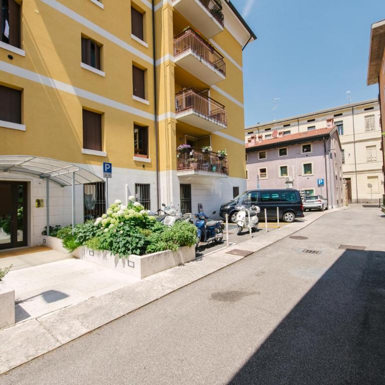 Dimore Verona - Residenza San Zeno Apartments - Appartamento con 2 Camere da Letto - Via Scarsellini n. 19/1 - 2
