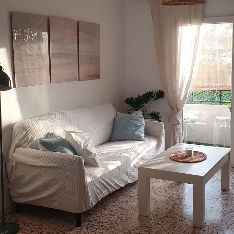 Apartment in Barrio Salón - Three-Bedroom Apartment - 1