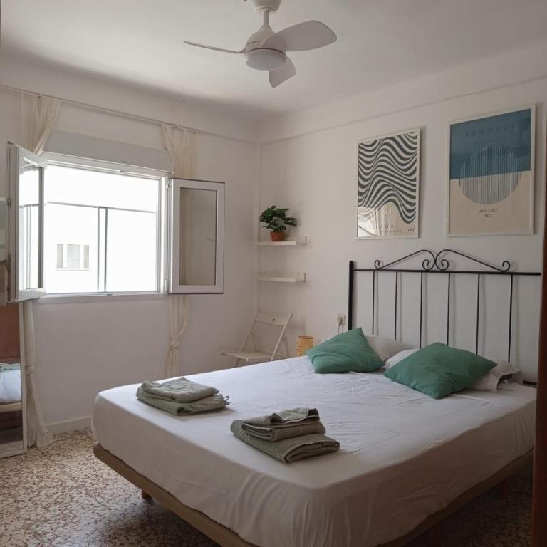 Apartment in Barrio Salón - Three-Bedroom Apartment - 2