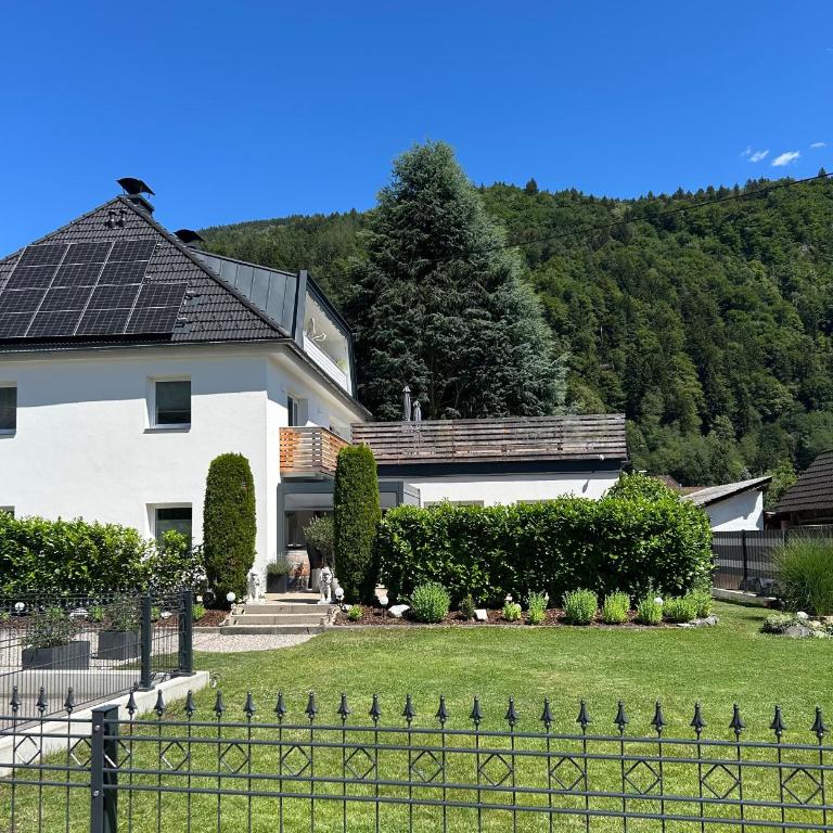 Ferienwohnung Auszeit Döbriach - Apartment mit 2 Schlafzimmern und Balkon - 4