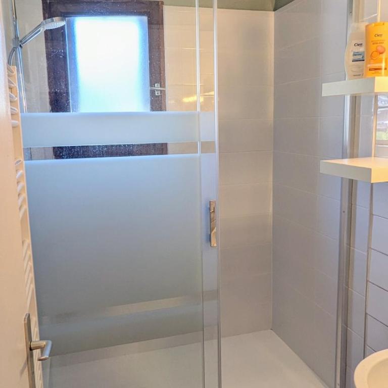 Appartement tout confort et proche funiculaire - Appartement 2 Chambres - 17
