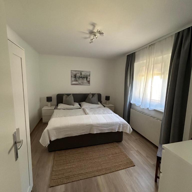 Ferienwohnung Auszeit Döbriach - Apartment mit 2 Schlafzimmern und Balkon - 13