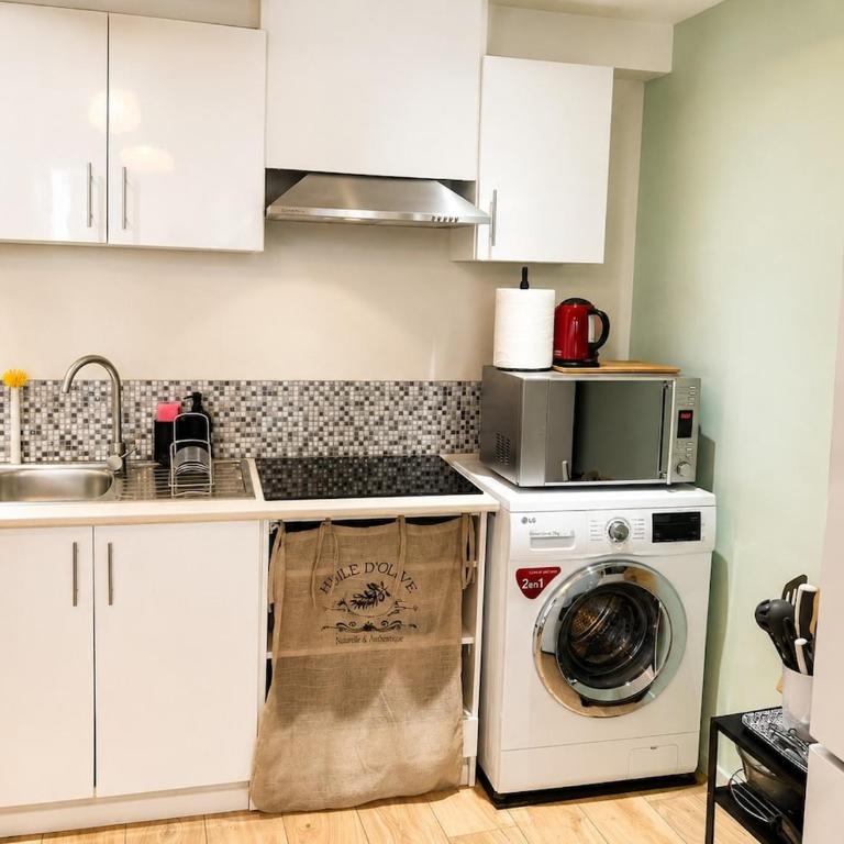 Studio élégant et cosy au cente de Hyères - Apartamento de 1 dormitorio - 9