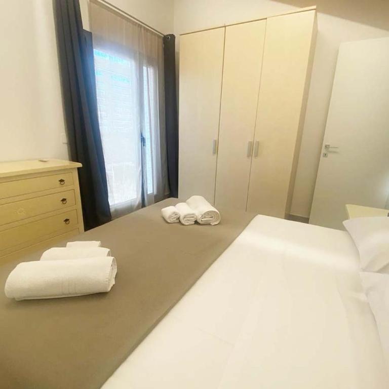 LaureLiving Holiday Home Residenza Angela - Appartamento con 2 Camere da Letto - 10