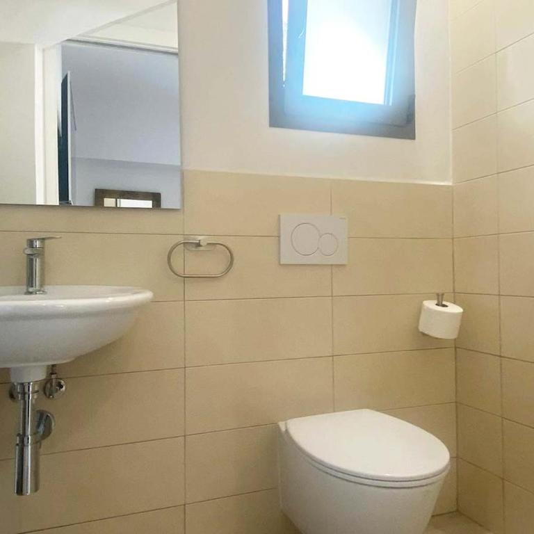 LaureLiving Holiday Home Residenza Angela - Appartamento con 2 Camere da Letto - 17