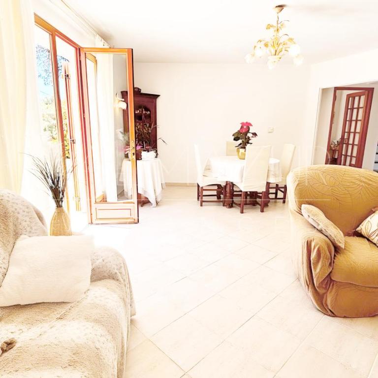 Villa Mitoyenne authentique avec Jacuzzi et Jardin - PALMAZUR VACANCES - Maison 3 Chambres - 38