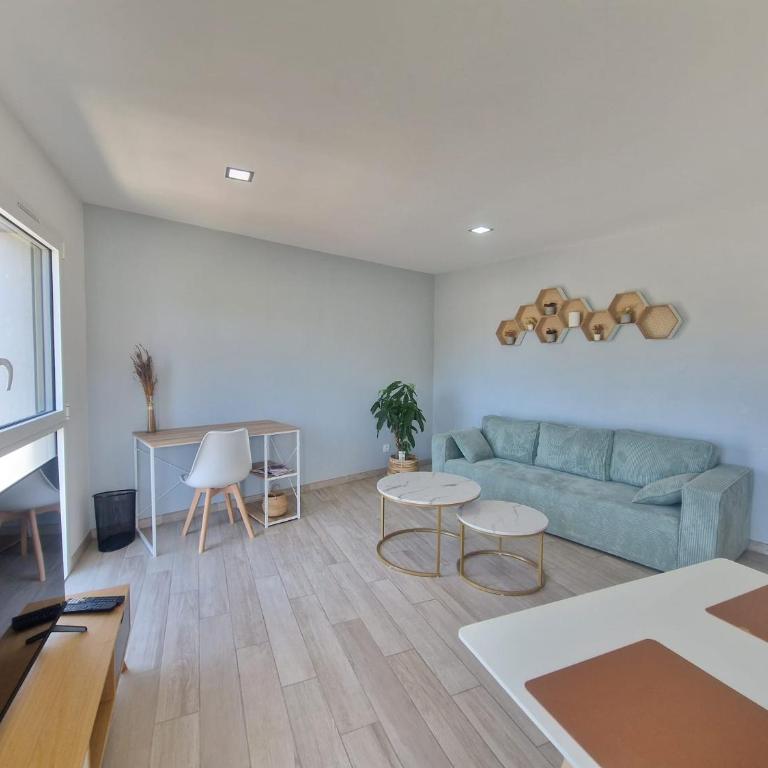 Lana #Clim#Terrasse - Meublé classé 3étoiles - Appartement 2 Chambres - 30