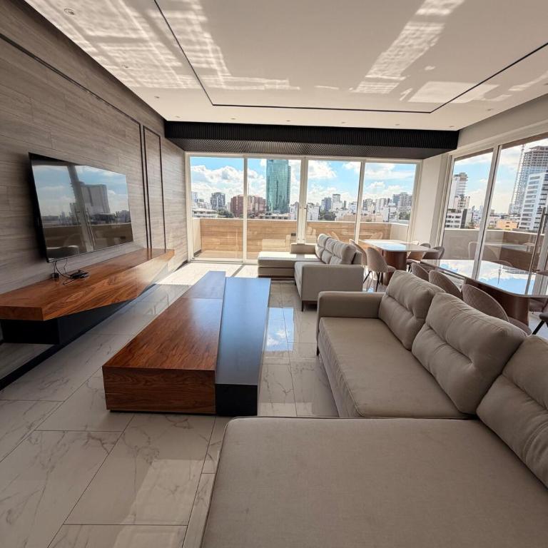 Absolute luxury in Equipetrol, with pool, rooftop, and gym - One-Bedroom Apartment - 20
