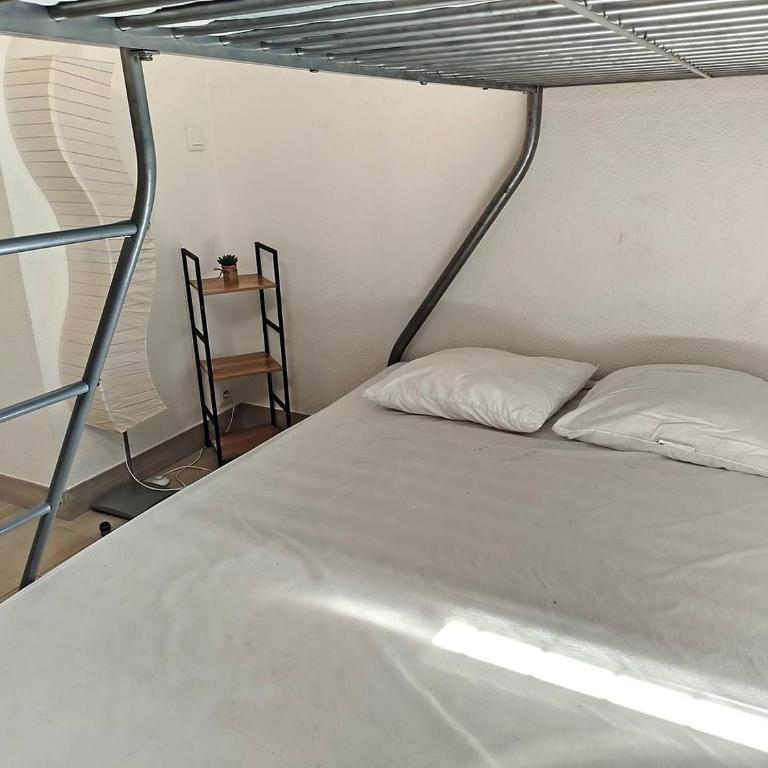T2 climatisé avec rooftop et parking privatif - 5 couchages - 5PERG224 - Apartment mit 1 Schlafzimmer und Terrasse - 27