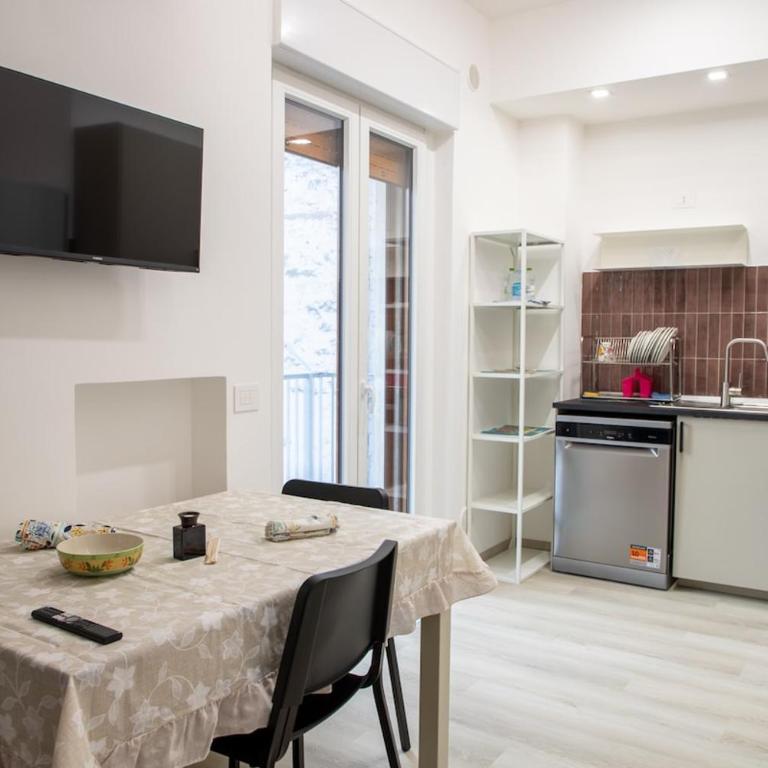 Mediterranean Soul Bari - Appartamento Deluxe con 5 Camere da Letto - 1