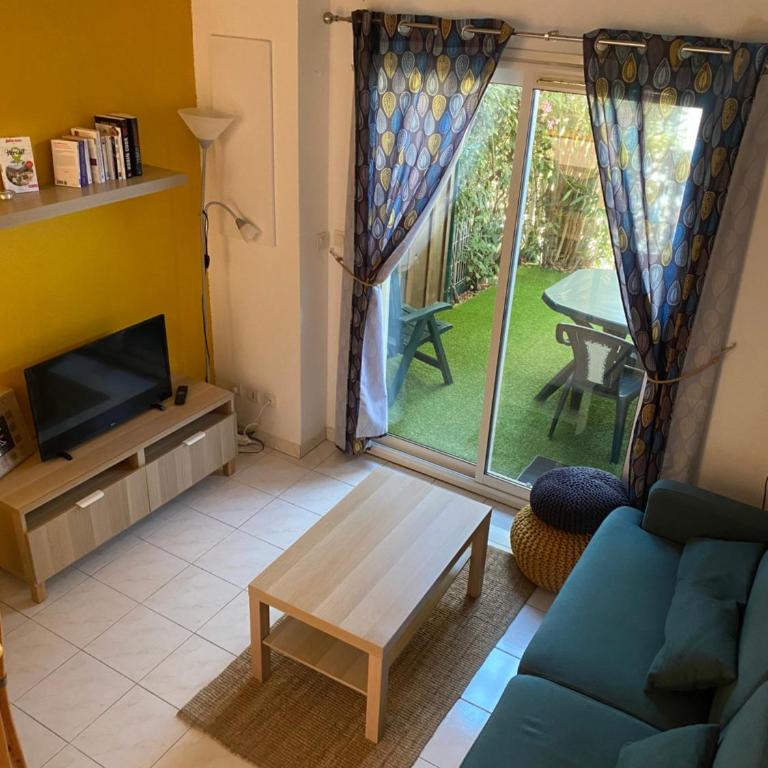 Maisonnette Ti Lézard Vert au calme à 100 mètres de la plage - Maison 2 Chambres - 1