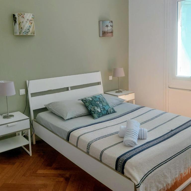 Villa Palma, grande chambre indépendante avec sdb et kitchenette dans maison de charme en centre ville - Apartment mit 1 Schlafzimmer - 7
