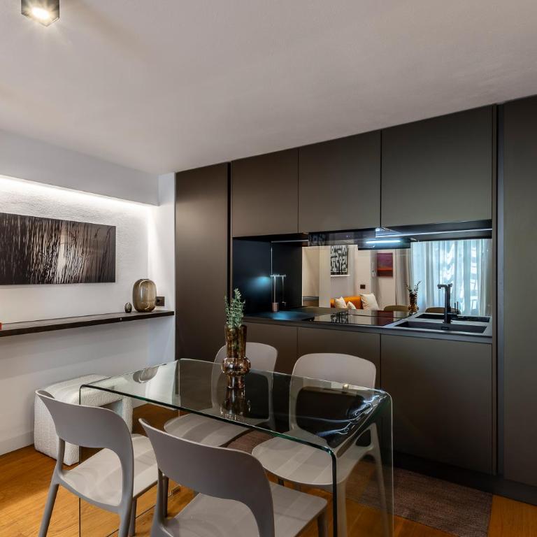 StayEasy Suite Rosales3 - Metro and Parking - Apartment - Split Level - 11