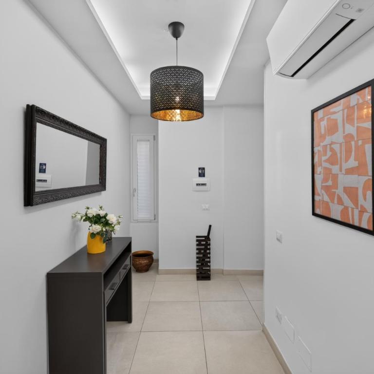Philomena Home Pompei Centro - Appartamento con 2 Camere da Letto - 17