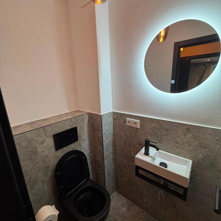 Roomies Living Munich - Studio Lit King-Size avec Canapé-Lit - 12