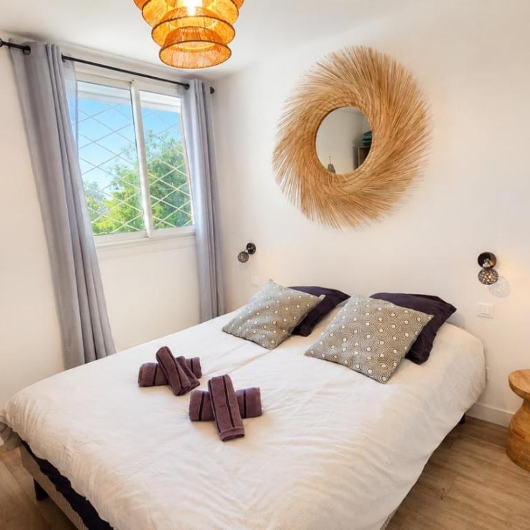 Les Baux 1 - One-Bedroom Apartment with Sea View - 1