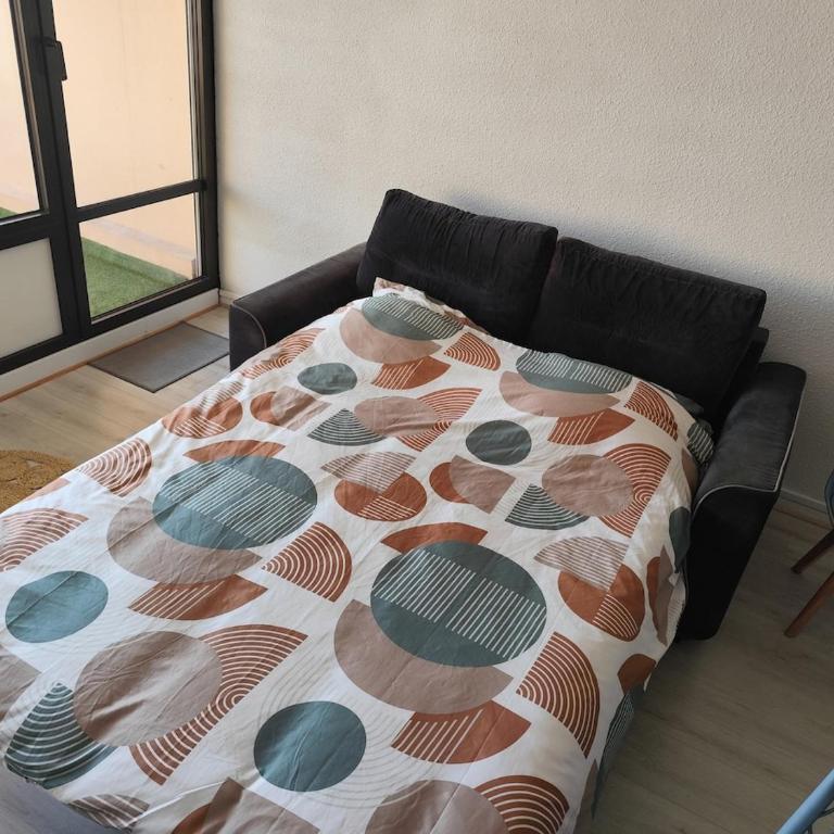 grand studio avec terrasse - Appartement 1 Chambre - 9