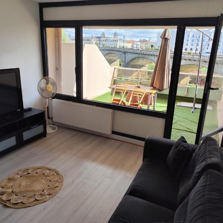 grand studio avec terrasse - Appartement 1 Chambre - 14