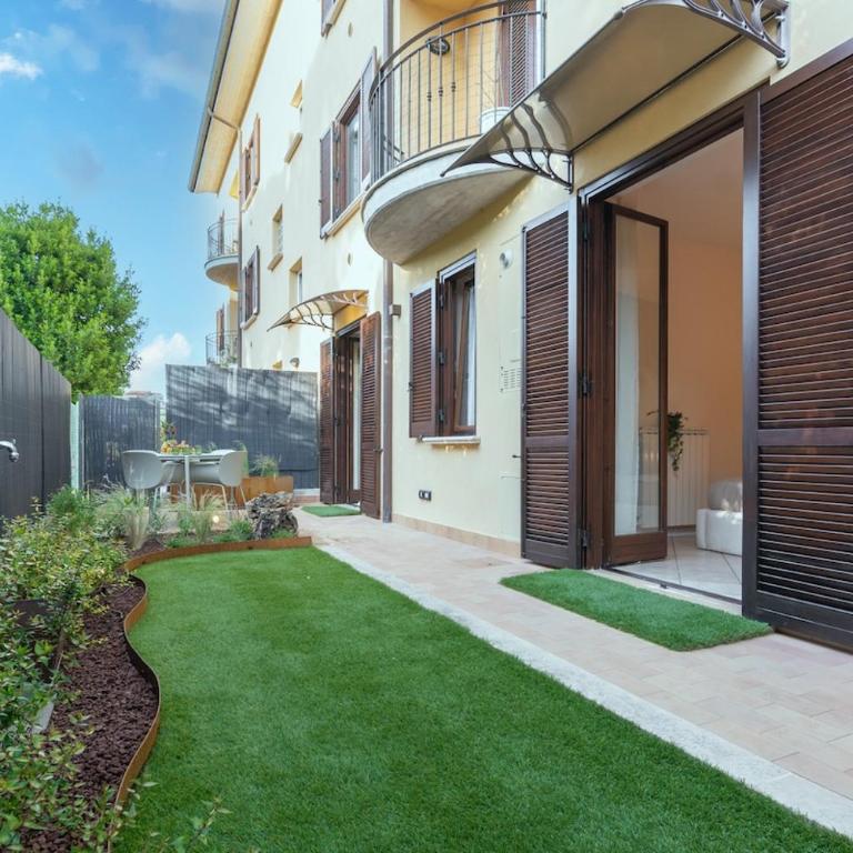 Luxury Garden Suite with Private Heated jacuzzi - Appartamento Classic con 1 Camera da Letto e Letto King-Size - 31