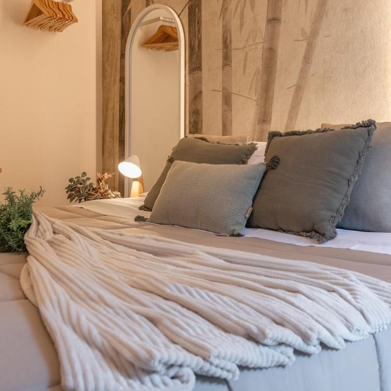 Luxury Garden Suite with Private Heated jacuzzi - Appartamento Classic con 1 Camera da Letto e Letto King-Size - 19