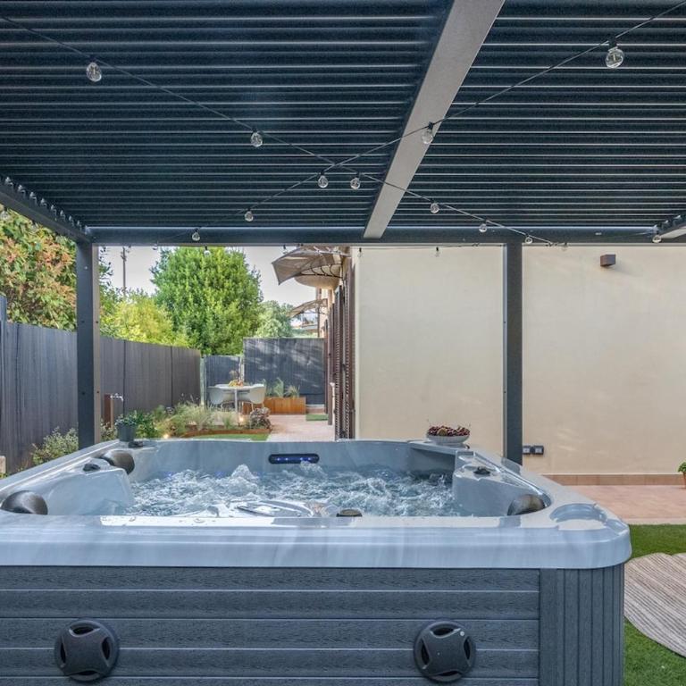 Luxury Garden Suite with Private Heated jacuzzi - Appartamento Classic con 1 Camera da Letto e Letto King-Size - 43