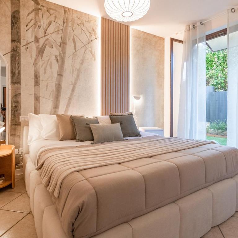 Luxury Garden Suite with Private Heated jacuzzi - Appartamento Classic con 1 Camera da Letto e Letto King-Size - 3