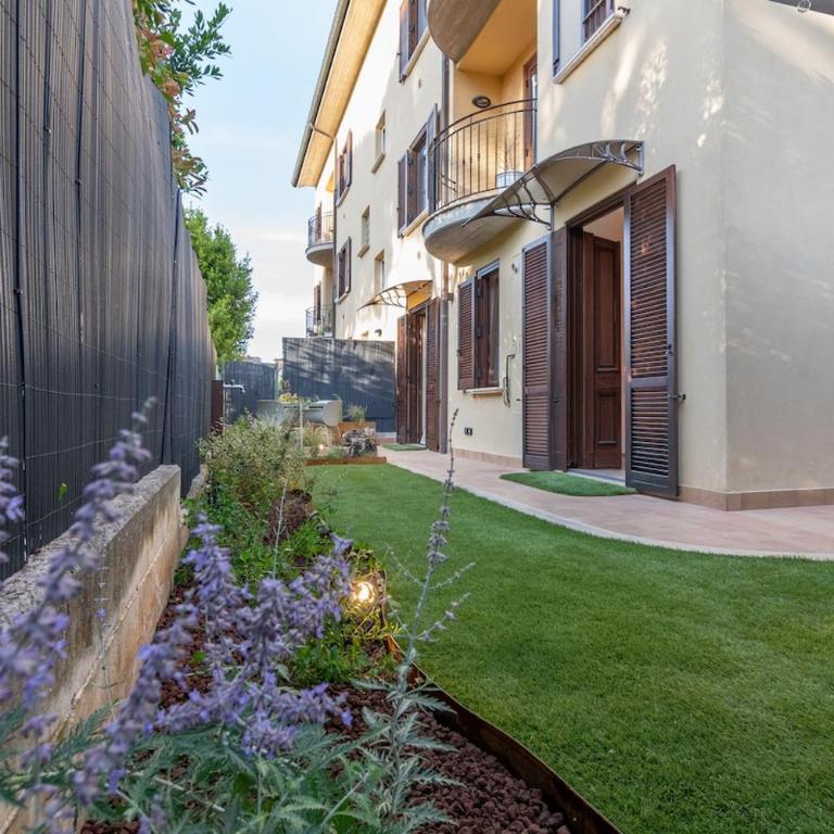 Luxury Garden Suite with Private Heated jacuzzi - Appartamento Classic con 1 Camera da Letto e Letto King-Size - 33