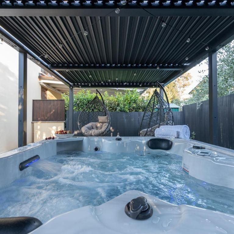 Luxury Garden Suite with Private Heated jacuzzi - Appartamento Classic con 1 Camera da Letto e Letto King-Size - 46