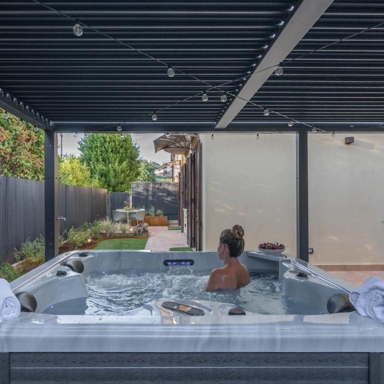 Luxury Garden Suite with Private Heated jacuzzi - Appartamento Classic con 1 Camera da Letto e Letto King-Size - 41