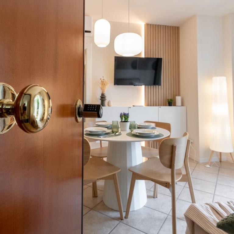 Luxury Garden Suite with Private Heated jacuzzi - Appartamento Classic con 1 Camera da Letto e Letto King-Size - 6