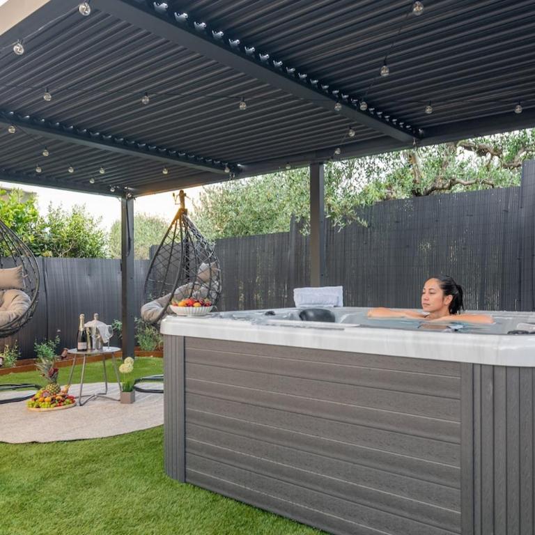 Luxury Garden Suite with Private Heated jacuzzi - Appartamento Classic con 1 Camera da Letto e Letto King-Size - 39