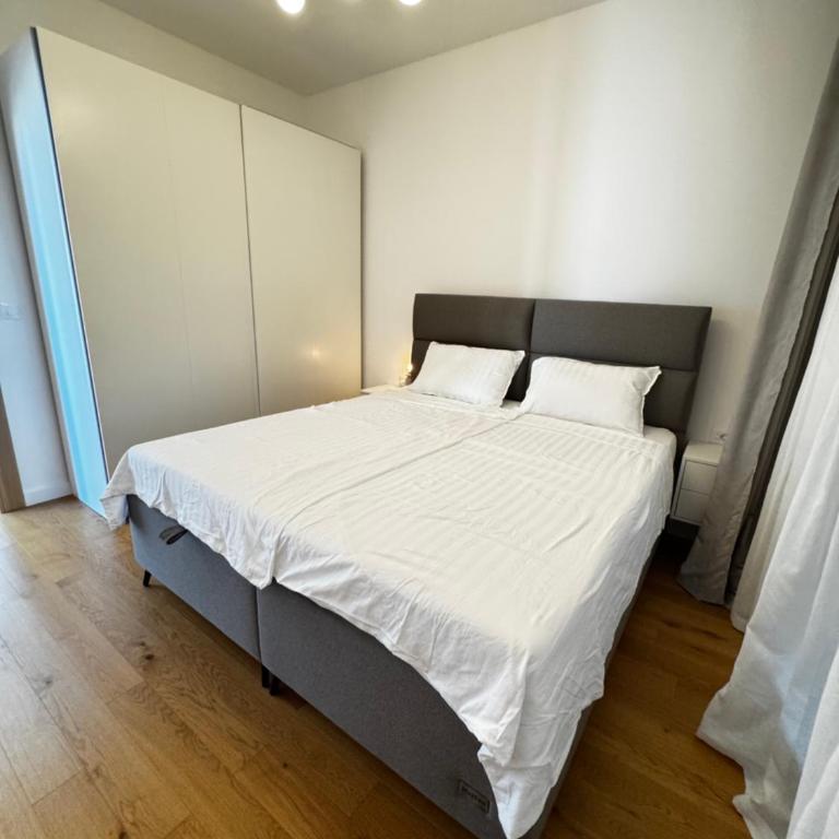 Sky & Sea Apartment - One-Bedroom Apartment - 10