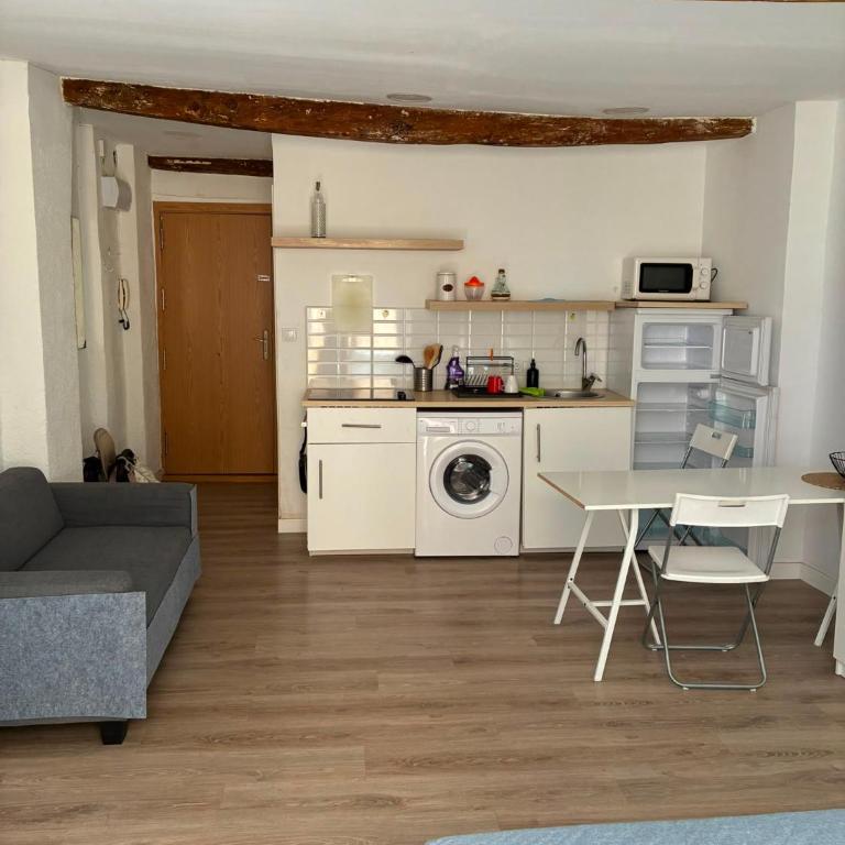 SanSat - One-Bedroom Apartment - 2