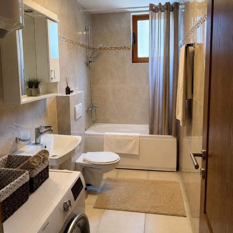 Adriatic Monte Apartments - One-Bedroom Apartment - 8