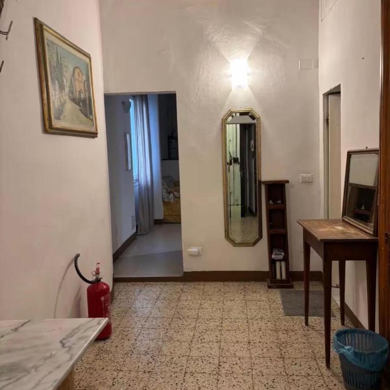 Hidden Gem near Duomo Cathedral Sleeps 4 - One-Bedroom Apartment - 12