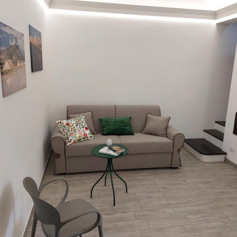 Drepan Flat - One-Bedroom Apartment - 12
